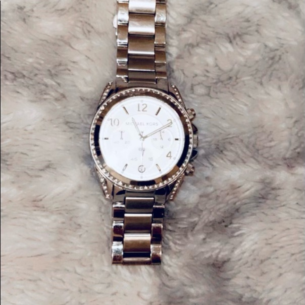 Michael Kors watch, like new.